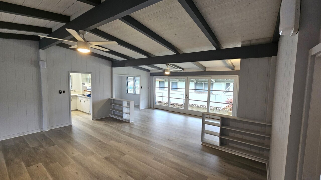 1368 Akaiki St in Kailua, HI - Building Photo