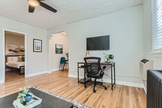 2820 E 17th Ave in Denver, CO - Building Photo - Building Photo