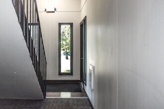 Juniper Apartments in East Wenatchee, WA - Foto de edificio - Building Photo