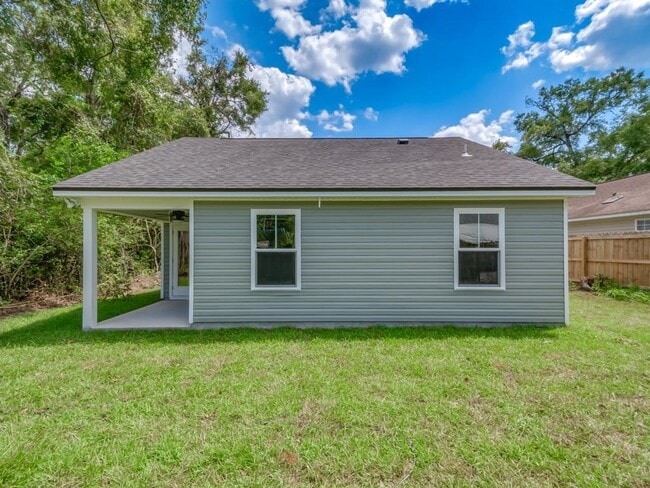 161 Broken Bow Trail in Crawfordville, FL - Building Photo - Building Photo