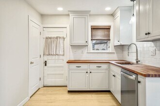 16 Gordon St in Malden, MA - Building Photo - Building Photo