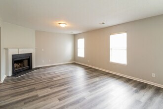 121 Macallan Ct in Summerville, SC - Building Photo - Building Photo