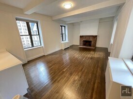 WEST 55 STREET, Unit 14A in New York, NY - Building Photo