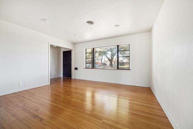 property at 4014 Willow Springs Ln