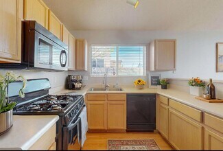 408 Morning Dew St SW in Albuquerque, NM - Building Photo - Building Photo