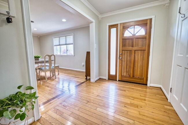 203 Anchor Ln in Chester, MD - Building Photo - Building Photo