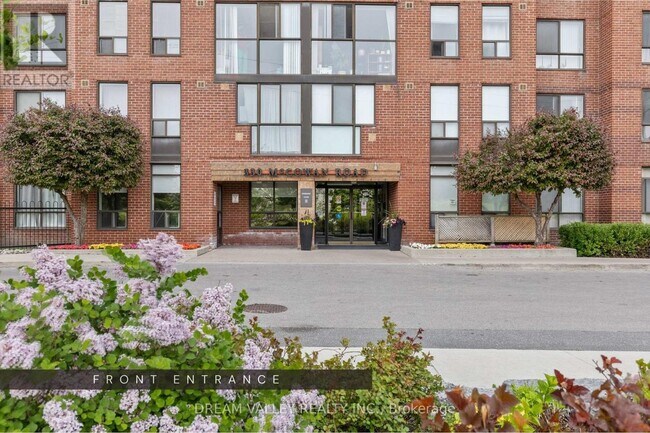 330-1330 McCowan Rd in Toronto, ON - Building Photo - Building Photo