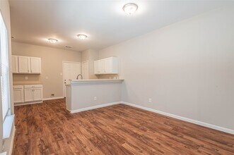 10061 Sharpton Dr in Houston, TX - Building Photo - Building Photo