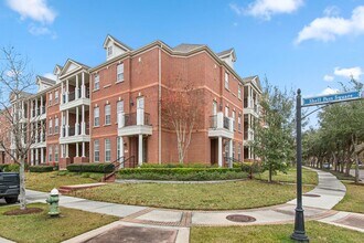 70 Shell Port Square in The Woodlands, TX - Building Photo - Building Photo