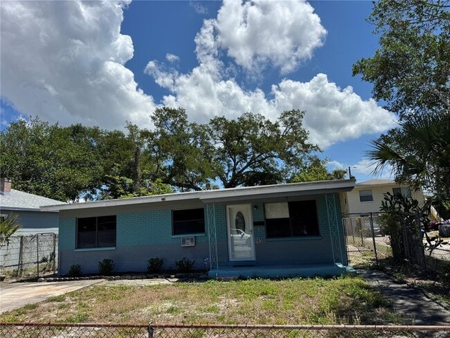 1930 Walton St S in St. Petersburg, FL - Building Photo - Building Photo