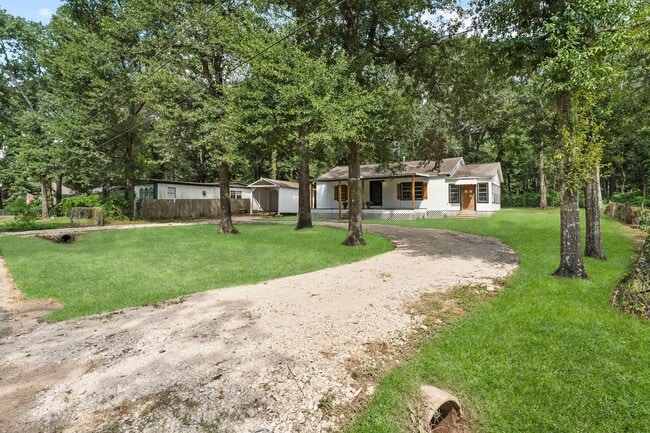 property at 601 Dogwood Trail