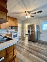 2545 N Co Rd 1740 in Niota, IL - Building Photo