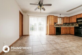 809 E 15th St in Kearney, MO - Foto de edificio - Building Photo