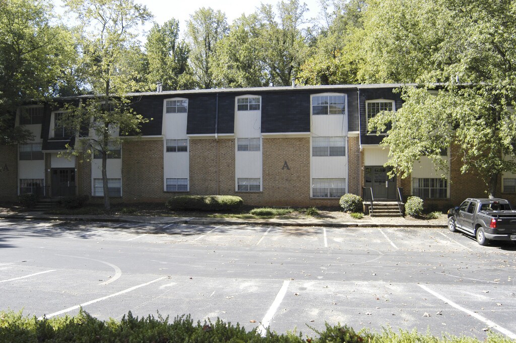 Royal Manor Apartments Decatur, GA Apartments For Rent