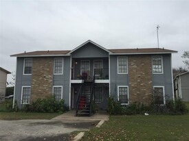 3303 Vintage Hills Cove in Austin, TX - Building Photo