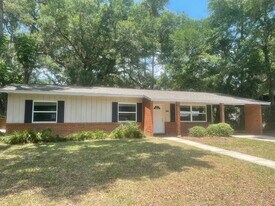 4146 NW 31 Terrace in Gainesville, FL - Building Photo