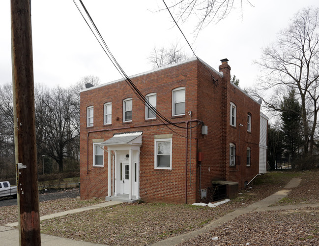 3213 28th St SE in Washington, DC - Building Photo - Building Photo