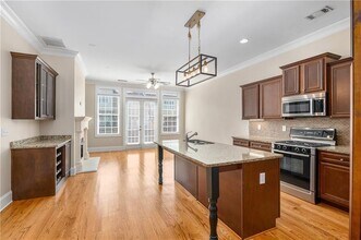 1420 Briarhaven Trail in Atlanta, GA - Foto de edificio - Building Photo