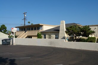 442 2nd St in Encinitas, CA - Building Photo - Building Photo