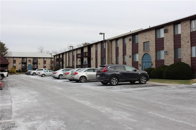 200 Fernwood Rd in Wintersville, OH - Building Photo - Building Photo