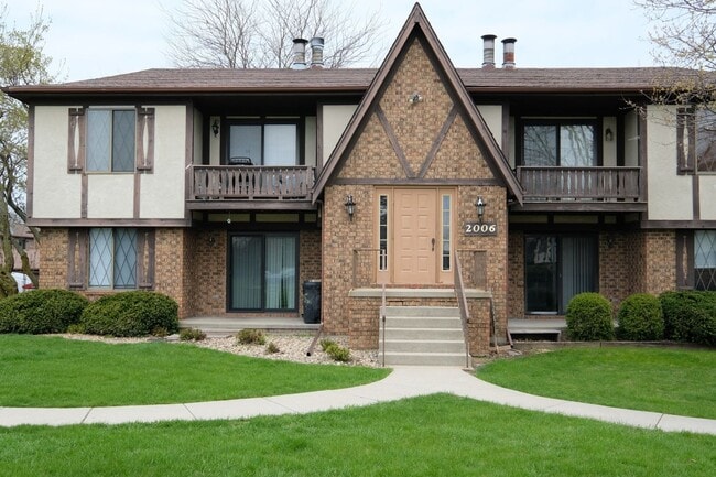 property at 2006 Tracy Dr