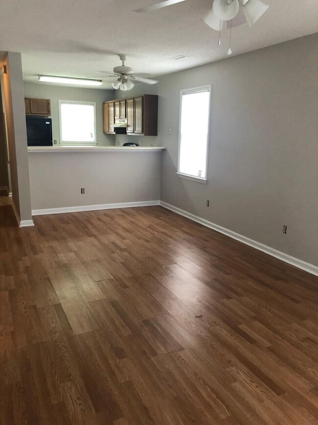 118 Lullwater Dr in Wilmington, NC - Building Photo - Building Photo