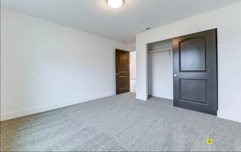 6089 W 31st Ave in Kennewick, WA - Building Photo - Building Photo