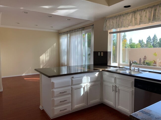 21 Montage in Irvine, CA - Building Photo - Building Photo