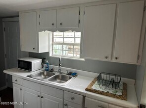 1344 Neva St in Jacksonville, FL - Building Photo - Building Photo
