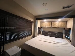 849 NW 12th St in Homestead, FL - Building Photo - Building Photo