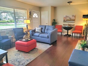 216 Broadview Dr in Cocoa, FL - Building Photo - Building Photo