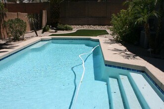 2006 W Duane Ln in Phoenix, AZ - Foto de edificio - Building Photo