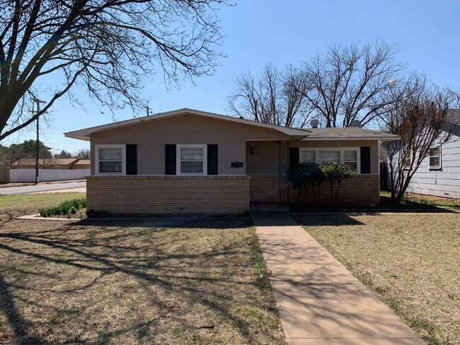 property at 2701 39th St