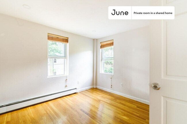 56 Crescent Ave photo'