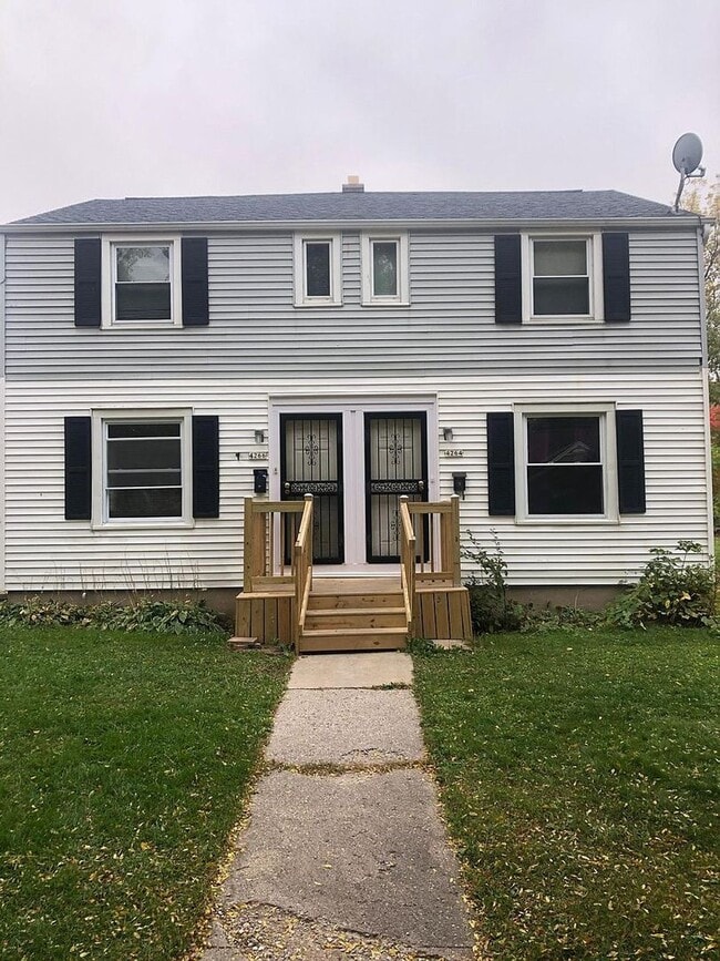 4228-4230-4230 N 39th St in Milwaukee, WI - Building Photo - Building Photo