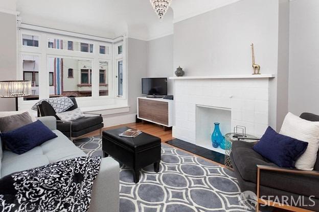 1027 Washington St in San Francisco, CA - Building Photo