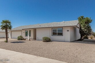 9938 W Willow Creek Cir in Sun City, AZ - Building Photo - Building Photo