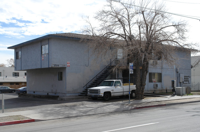 Locust Apartments in Reno, NV - Building Photo - Building Photo