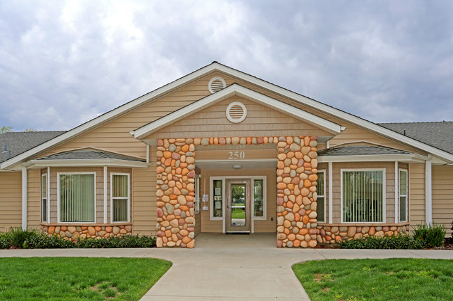 Salado Orchards Apartments in Corning, CA - Building Photo - Building Photo