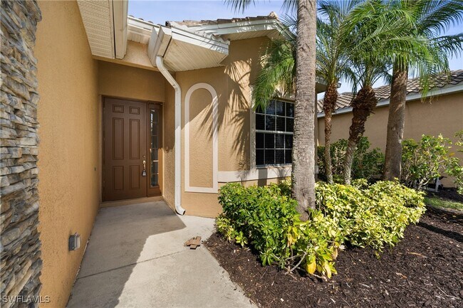 2722 Blue Cypress Lake Ct in Cape Coral, FL - Building Photo - Building Photo