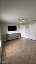 1020 NE 8th Pl in Cape Coral, FL - Building Photo - Building Photo
