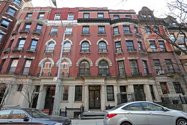 306 W 107th St in New York, NY - Building Photo - Building Photo