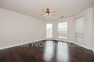 6004 Lakecrest Dr in Sachse, TX - Building Photo - Building Photo