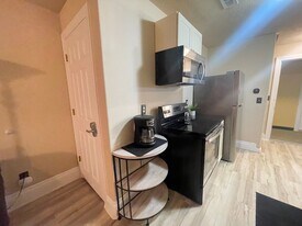 180 Grace Chapel Rd in Blue Eye, MO - Building Photo