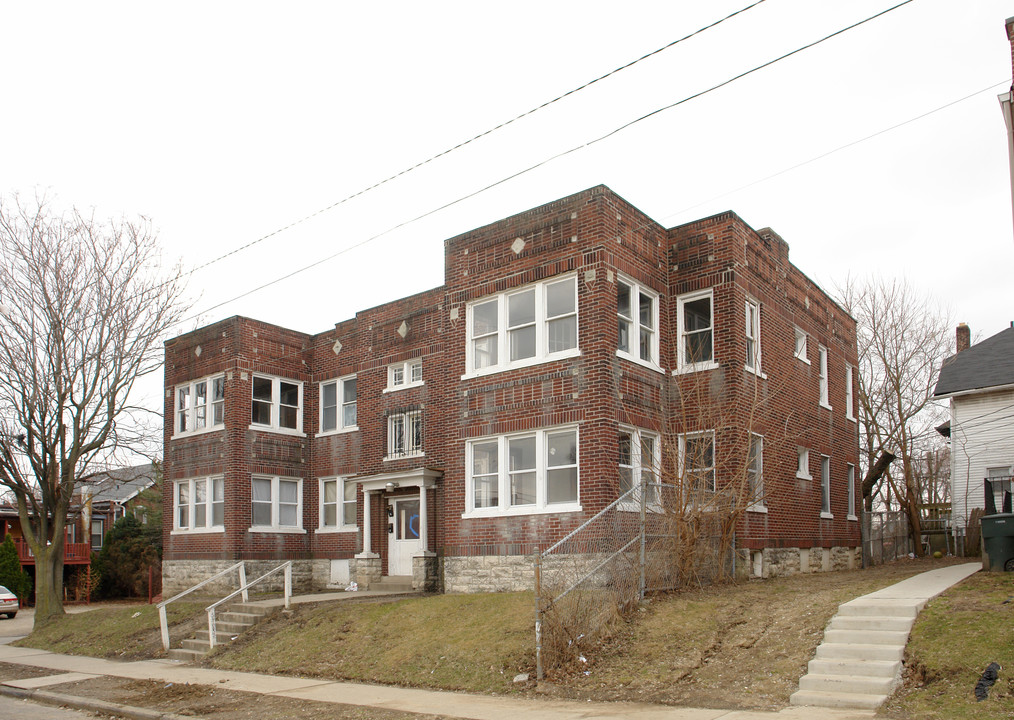 231 E 8th Ave in Columbus, OH - Building Photo