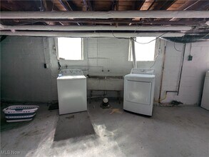 1463 W 84th St in Cleveland, OH - Building Photo - Building Photo
