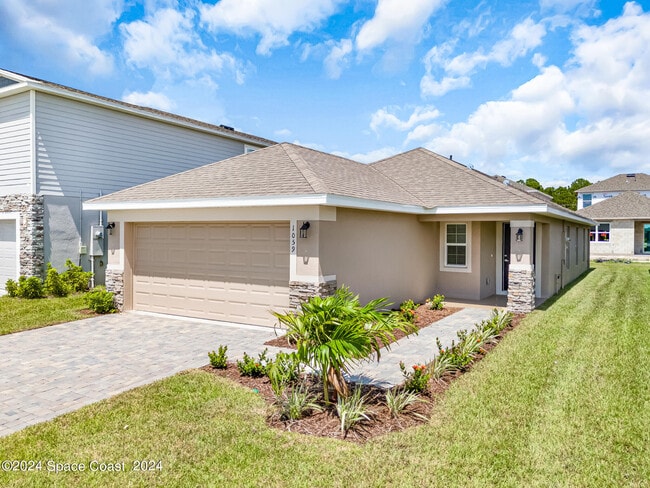 property at 1059 Grantham Ln