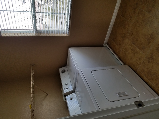 1239 Sand Castle Ave in Las Vegas, NV - Building Photo - Building Photo