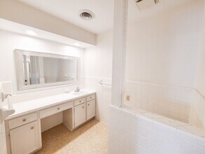 2900 Goddard Pl in Midland, TX - Building Photo - Building Photo