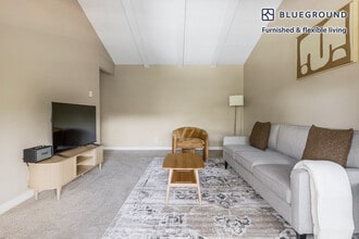 202 Calvert Dr in San Jose, CA - Building Photo - Building Photo